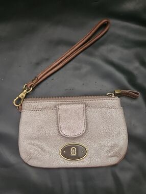 Fossil Vintage Wristlet Mettalic Brass Hardware Zipoer Purse  Pouch